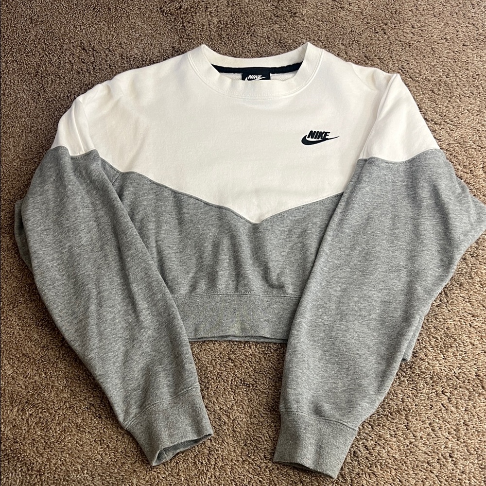 Nike crop crew neck